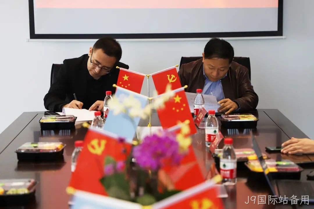 新闻报道 | 热烈欢迎河南省省立医院高丙南院长莅临我司指导并签署战略合作协议！